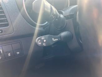 Kia Venga 1.6 Automaat ExecutiveLine picture 13