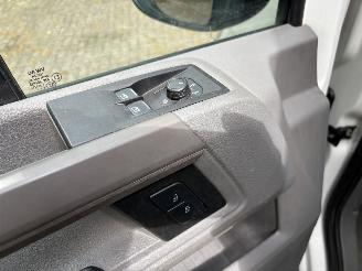 Volkswagen Crafter 2.0 35 L3H3 Comfortline picture 10