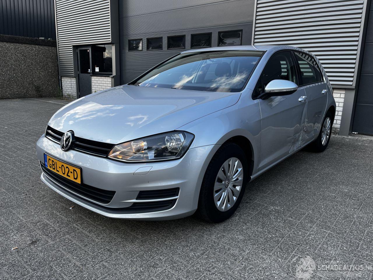 Volkswagen Golf 1.2 TSI NAVI / CRUISE / CLIMA