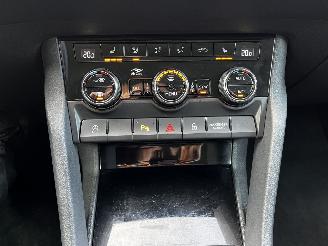 Skoda Karoq 1.5 TSI AUTOMAAT / NAVI / DIG COCKPIT / AFK TREKHAAK picture 16