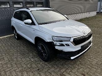 Skoda Karoq 1.5 TSI AUTOMAAT / NAVI / DIG COCKPIT / AFK TREKHAAK picture 3