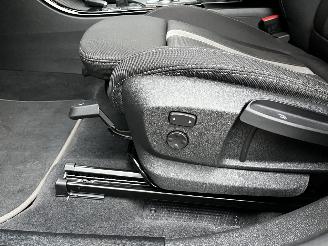 BMW X2 SDrive 18i AUTOMAAT / NAVI / CRUISE / PDC picture 19