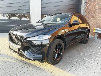 Damaged car Jaguar F-Pace 2.0 P400e BLACK EDITION PHEV 2022/3