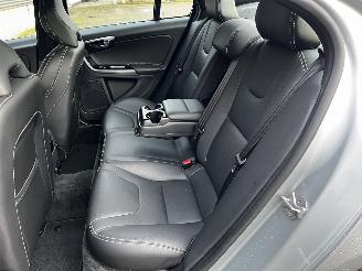 Volvo S-60 1.5 T3 AUTOMAAT / NAVI / CRUISE / LEER / PDC picture 10