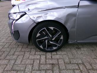 krockskadad bil auto Peugeot 308 SW 1.6 PLUG-IN HYBRID / NAVI / CAMERA / CRUISE 2024/3