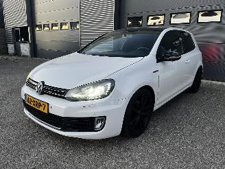 škoda osobní automobily Volkswagen Golf 1.4i GTI LOOK  VERSNELLINGSBAK DEFECT 2009/6