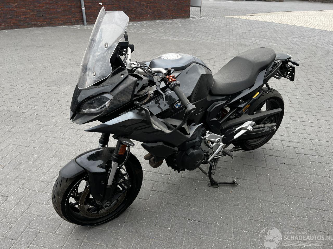 BMW F 900 R XR
