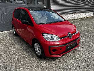 Volkswagen Up! 1.0 BMT High Up! AUTOMAAT / CRUISE / CAMERA picture 3