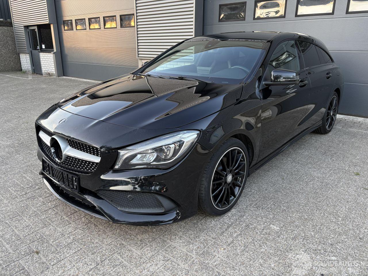 Mercedes Cla-klasse 180 Shooting Brake AMG PAKKET