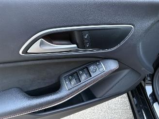 Mercedes Cla-klasse 180 Shooting Brake AMG PAKKET picture 15