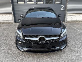 Mercedes Cla-klasse 180 Shooting Brake AMG PAKKET picture 2