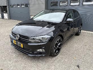 Vaurioauto  passenger cars Volkswagen Polo 1.0TSI CRUISE / NAVI / 44000KM / NAP 2019/11