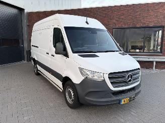 Mercedes Sprinter 317 CDI L2 H2 AUTOMAAT / CRUISE / NAVI / CAMERA picture 3