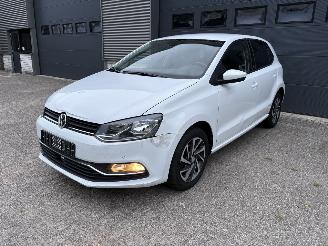 Schadeauto Volkswagen Polo 1.0i SOUND / CLIMA / NAVI / PDC 2017/7