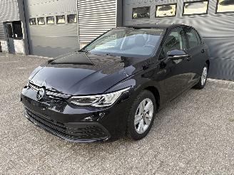 Damaged car Volkswagen Golf 1.5 TSI 130PK 2023/2