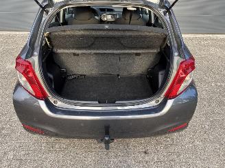Toyota Yaris 1.3 VVT-I NAVI / CRUISE / PDC picture 22