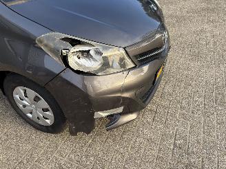 Toyota Yaris 1.3 VVT-I NAVI / CRUISE / PDC picture 6