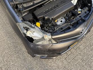Toyota Yaris 1.3 VVT-I NAVI / CRUISE / PDC picture 7