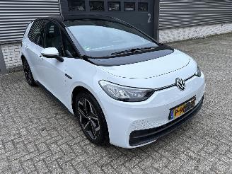 Volkswagen ID.3 PRO S  77kWh NAVI / CRUISE / PDC picture 3