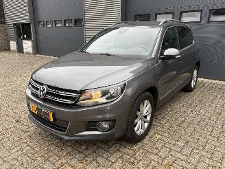 uszkodzony samochody osobowe Volkswagen Tiguan 1.4 TSI Sport&Style NAVI / CRUISE / CAMERA 2015/11