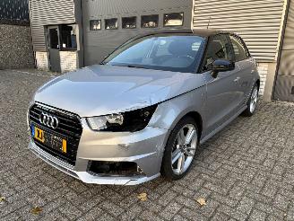 uszkodzony samochody osobowe Audi A1 1.0 TFSI S-LINE / NAVI / CRUISE / 5 DEURS 2018/2