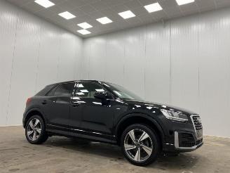 Vaurioauto  passenger cars Audi Q2 1.6 TDI S-Tronic S-Line Navi Clima 2020/9
