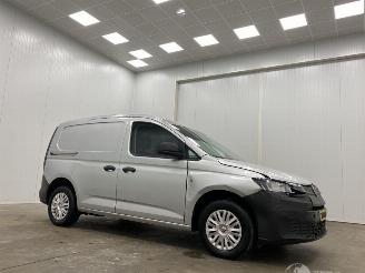 krockskadad bil bedrijf Volkswagen Caddy Cargo 2.0 TDI Airco 2022/5