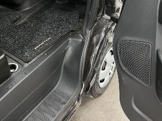 Renault Master 35 2.3 dCi 132kw L2H2 Navi Airco picture 22