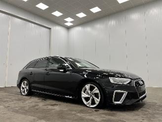 Unfallwagen Audi A4 Avant 45 TFSI Quattro S-Tronic S-Line Panoramadak 2024/1