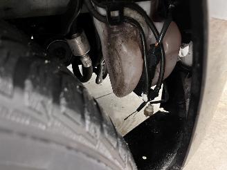 Peugeot 2008 1.2 VTi  Autom. Panoramadak Navi Airco picture 17