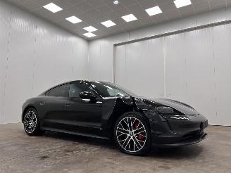 uszkodzony samochody osobowe Porsche Taycan 4S Panoramadak 2021/1