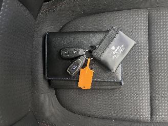 Ford Focus 1.0 EcoBoost ST-Line Panoramadak Navi Clima picture 14