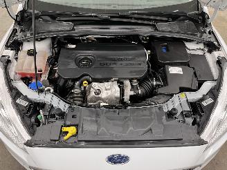 Ford Focus Wagon 1.5 TDCI Lease Edition Navi Airco picture 14
