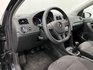 Volkswagen Polo 1.4 TDI R-Line 5-drs Airco picture 7