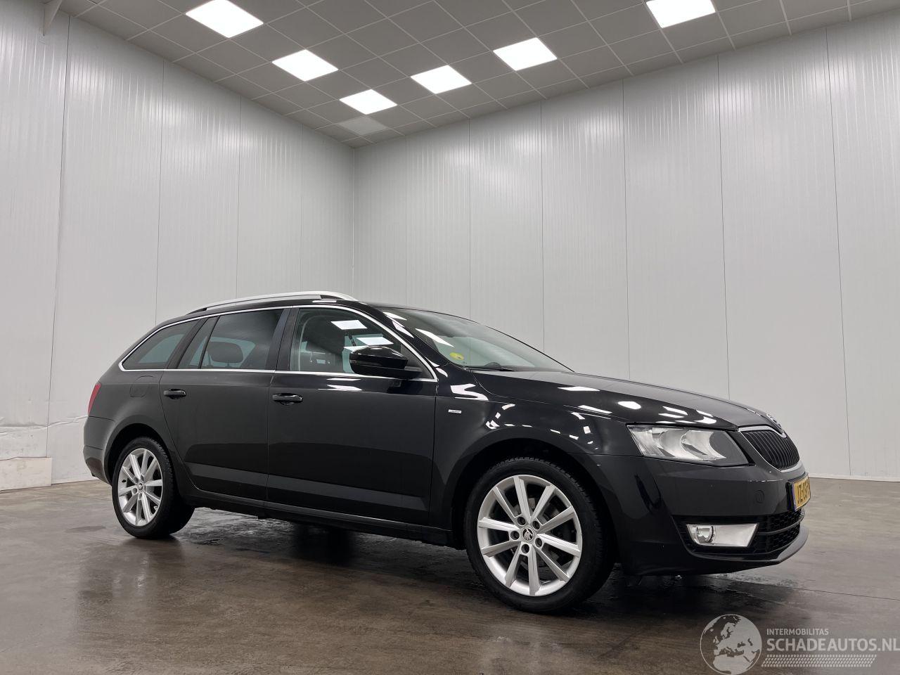 Skoda Octavia Combi 1.6 TDI Greentech JOY Navi Clima