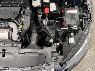 Peugeot 308 1.6 BlueHDI Executive Panoramadak Navi Clima picture 20