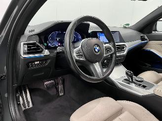 BMW 3-serie Touring 330e eDrive Edition Panoramadak picture 8