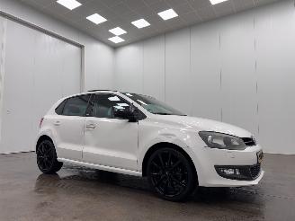 Damaged car Volkswagen Polo 1.2 TSI Panoramadak 5-drs Navi Airco 2012/1