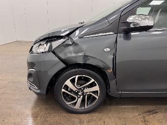 Peugeot 108 1.0 e-VTi Allure 5-drs Clima picture 17