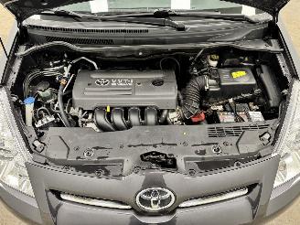 Toyota Verso 1.8 VVT-i  Autom. Luna 7-Pers. Clima picture 15