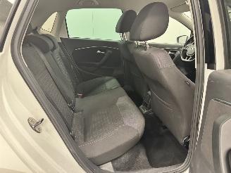 Volkswagen Polo 1.4 TDI BMT 5-drs Navi Clima picture 10