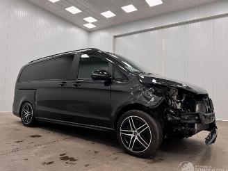 dommages fourgonnettes/vécules utilitaires Mercedes V-klasse 300d 4Matic Autom. Lang DC AMG Navi Clima 2025/8