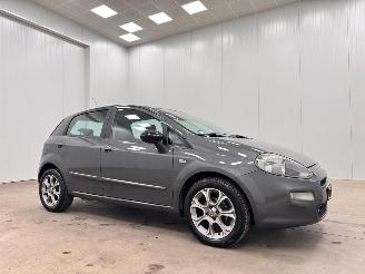 damaged passenger cars Fiat Punto Evo 0.9 TwinAir Easy 5-drs Clima 2012/5