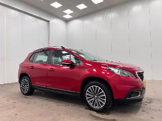 krockskadad bil auto Peugeot 2008 1.2 PureTech Active Autom. Navi Airco 2018/7
