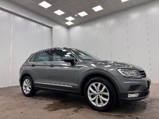 Schadeauto Volkswagen Tiguan 1.4 TSI Pano. Navi Clima 2016/10
