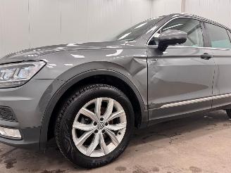 Volkswagen Tiguan 1.4 TSI Pano. Navi Clima picture 19