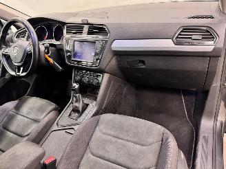 Volkswagen Tiguan 1.4 TSI Pano. Navi Clima picture 11