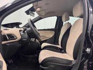 Lancia Ypsilon 0.9 TwinAir Gold Airco picture 7