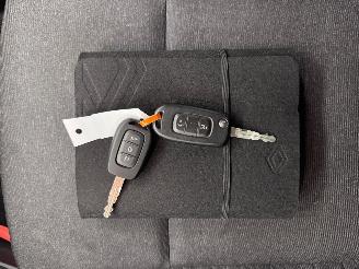 Renault Clio 1.0 TCe 90 Equilibre 5-drs Airco picture 13