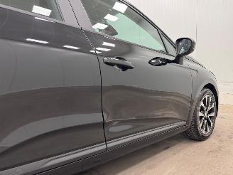 Renault Clio 1.0 TCe 90 Equilibre 5-drs Airco picture 18